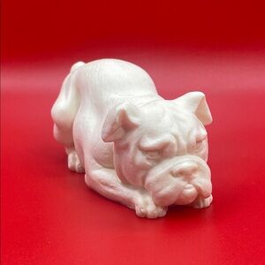 Vintage 1978 A.Giannelli Alabaster White Laying Bulldog Figurine 4”